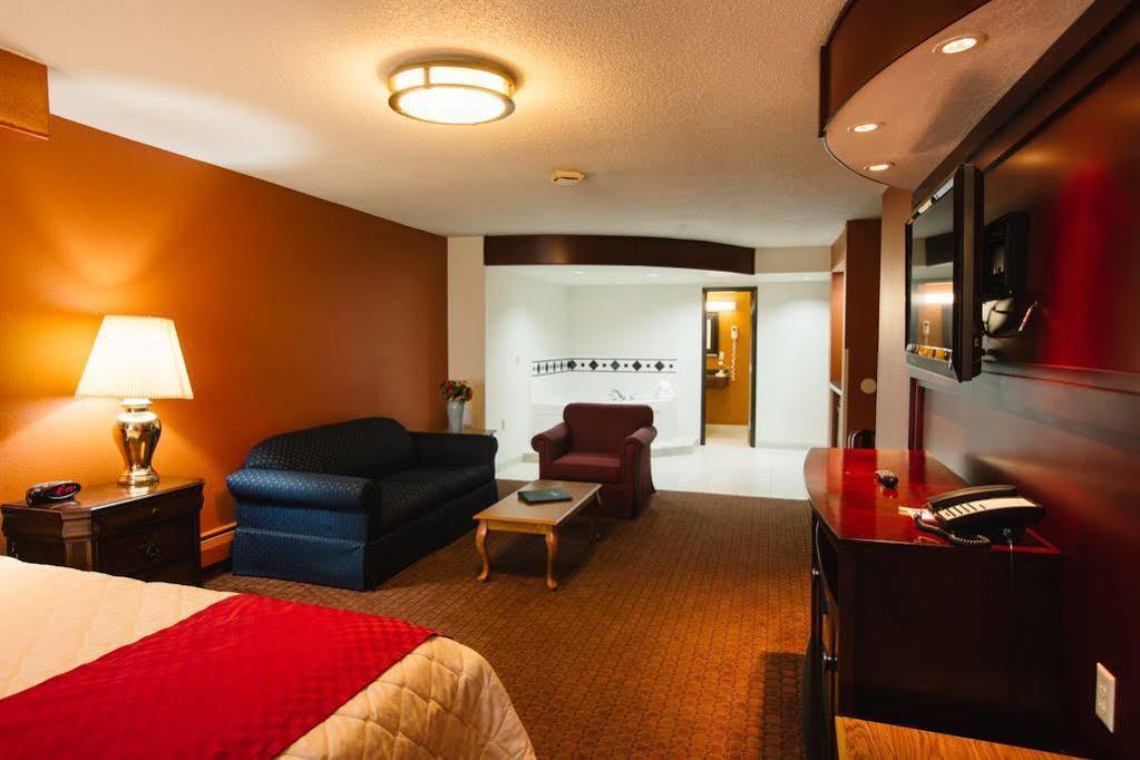 Days Inn By Wyndham Minot Exterior photo